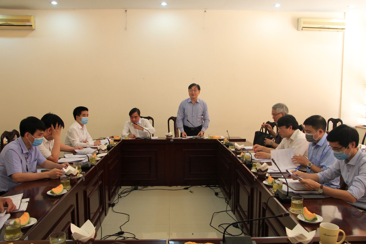 VUSTA thuc hien hoat dong tuyen truyen va pho bien kien thuc tren co so nao?