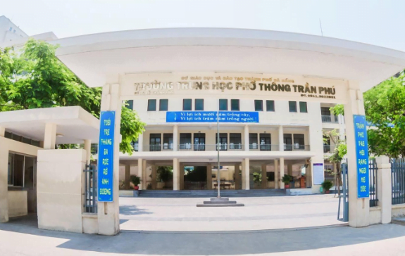 Đối với các đối tượng được giảm học phí theo các chính sách của Trung ương và thành phố được cấp bù phần hỗ trợ cho bằng 100% mức thu học phí công lập năm học 2021-2022. Thành phố cũng không áp dụng hỗ trợ cho trẻ mầm non, học sinh các trường phổ thông được miễn học phí theo chính sách của Trung ương và thành phố.