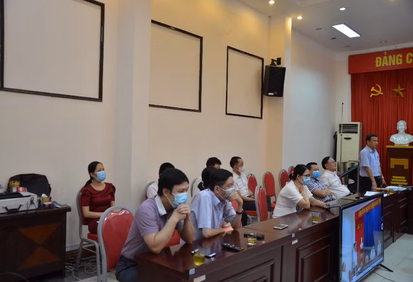 Tong ket cong tac to chuc Hoi nghi Tri thuc Khoa hoc & cong nghe Viet Nam trien khai Nghi quyet XIII cua Dang-Hinh-6