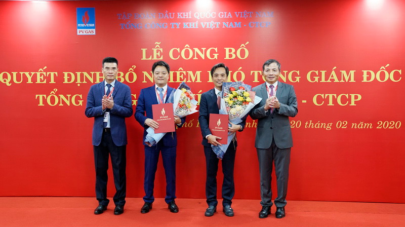 Ông Hoàng Văn Quang sinh năm 1969, có trình độ chuyên môn Kỹ sư Cơ khí Chế tạo máy; đã công tác gần 20 năm trong ngành Dầu khí.