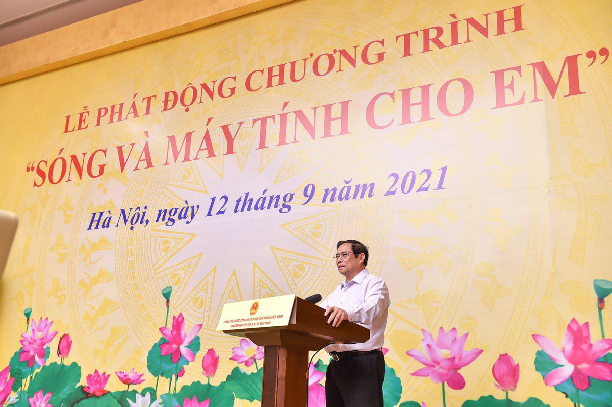 Thu tuong phat dong chuong trinh “Song va may tinh cho em”