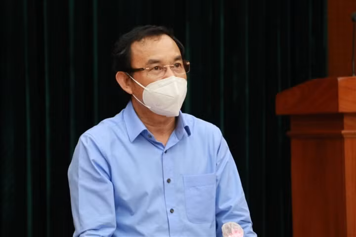 Vi sao TP.HCM can them 2 tuan de kiem soat dich COVID-19?