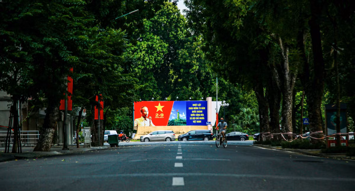 Toan TP Ha Noi tiep tuc thuc hien nghiem gian cach theo Chi thi moi