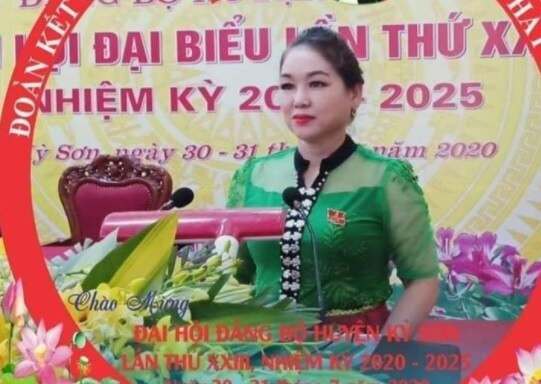  Bí thư thị trấn Mường Xén bị bắt: Công an huyện Kỳ Sơn (tỉnh Nghệ An) đã khởi tố bị can đối với bà Lô Thị Khuyên, Bí thư Đảng ủy, Chủ tịch HĐND thị trấn Mường Xén vì cấu kết với 4 cán bộ thu tiền người dân bán hàng trong chợ Mường Xén với số tiền hàng trăm triệu đồng mỗi năm. Tuy nhiên, số tiền này lại không được đưa vào sổ sách thu chi của UBND thị trấn theo quy định. 
