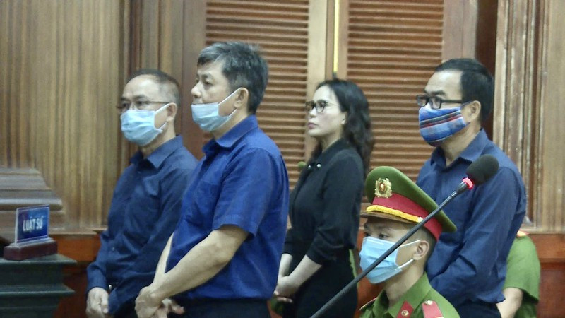 Theo kết luận điều tra, khu đất số 8 -12 Lê Duẩn trước đây do 4 đơn vị thuộc Bộ Công thương thuê sử dụng làm trụ sở. Năm 2007, UBND TP Hồ Chí Minh chủ trương thu hồi để đấu thầu chọn nhà đầu tư uy tín, kinh nghiệm xây dựng khách sạn 5 sao trên khu đất. 