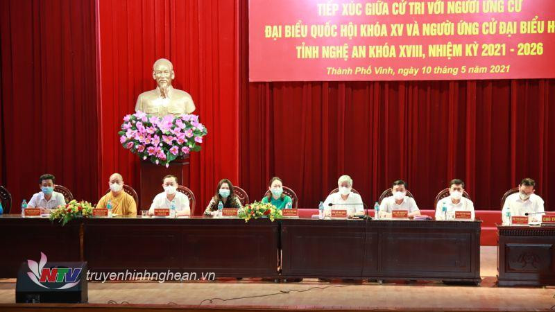 Ông Trần Nhật Minh hiện là Phó Chánh Văn phòng phụ trách, Chủ tịch Công đoàn Văn phòng Đoàn ĐBQH tỉnh Nghệ An.