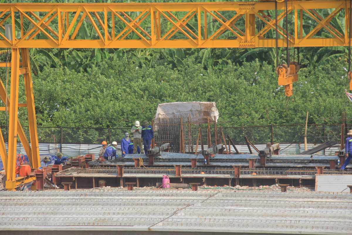 Là công trình giao thông trọng điểm của TP Hà Nội, Cầu Vĩnh Tuy 2 khi được hoàn thành sẽ hoạt động song song với cầu Vĩnh Tuy 1 hiện tại.