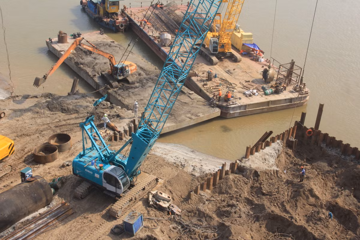 Trong đó, gói thi công cầu vượt sông (phần chính) là khó khăn và phức tạp nhất.