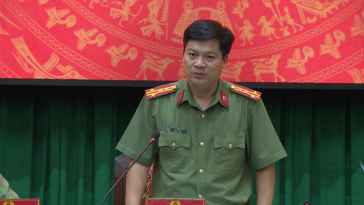 Tháng 6/2020, ông được thăng quân hàm đại tá.