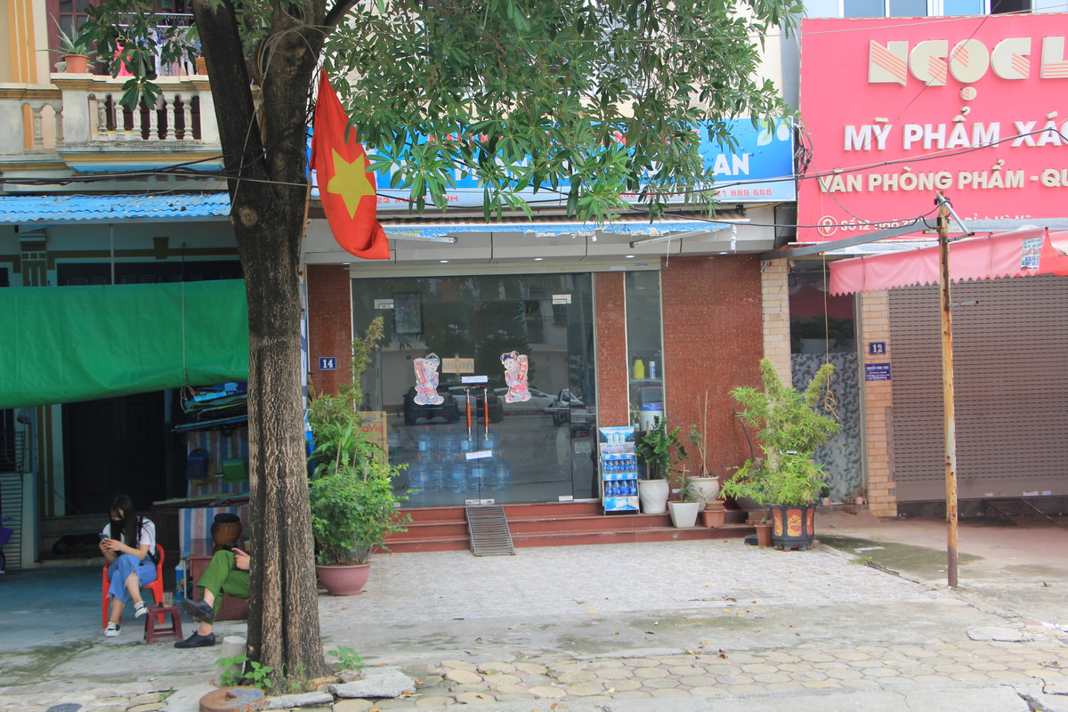 Be 6 tuoi nghi bi bo bao hanh tu vong: Tam giu nghi pham