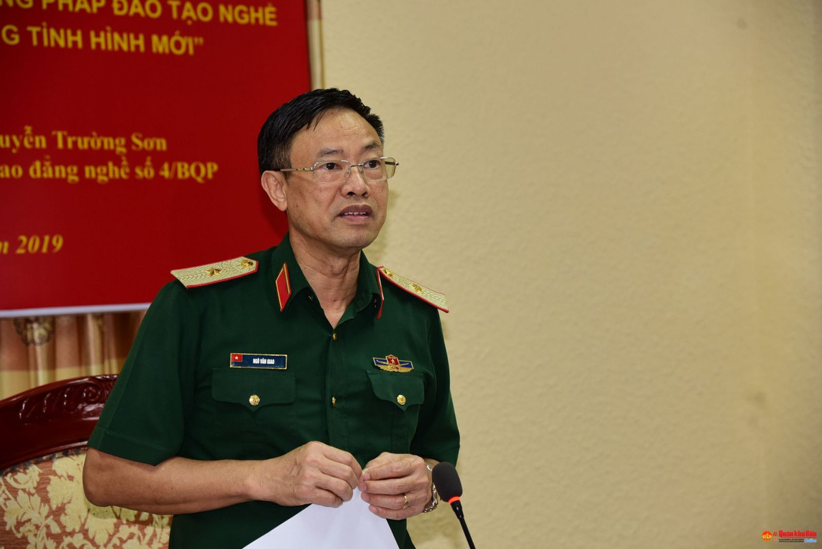 Giai thuong VIFOTEC gop phan doi moi sang tao KHCN cua Bo Quoc phong