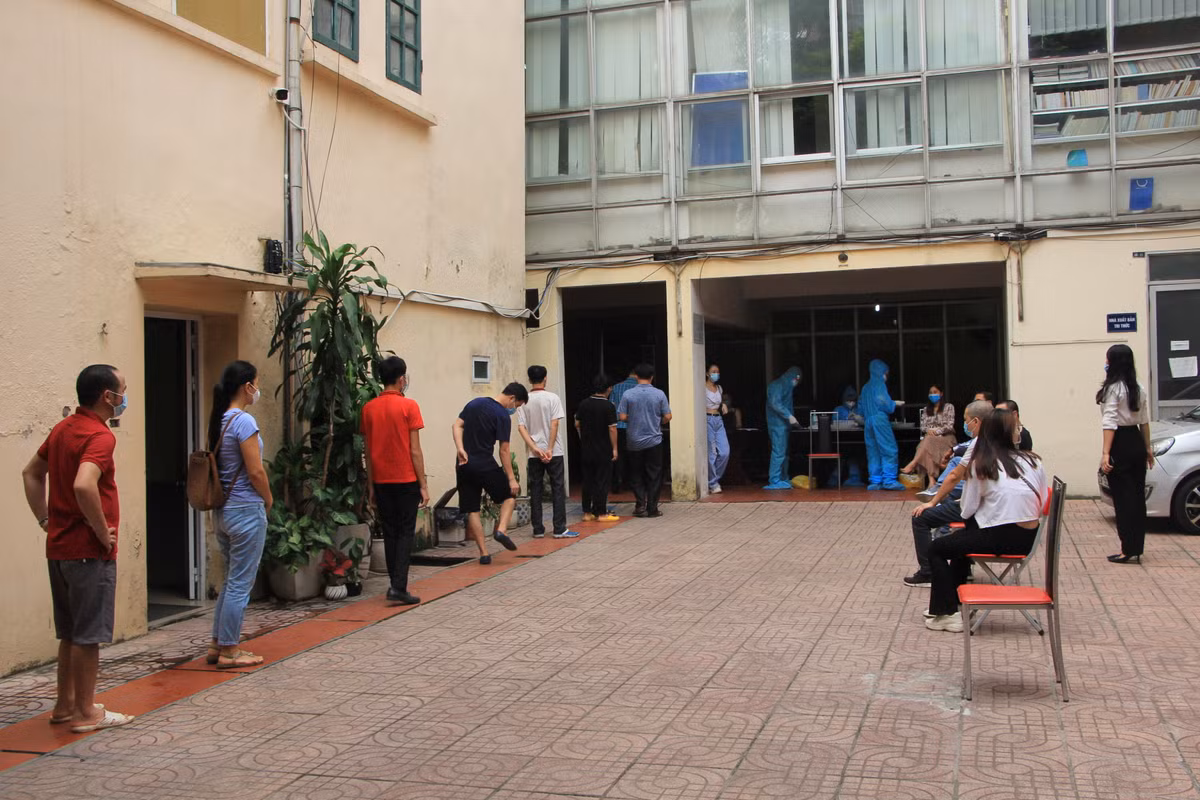 Phóng viên, nhân viên tổ chức sự kiện và các thành phần khác tham gia Hội nghị cũng đã được xét nghiệm kỹ càng.