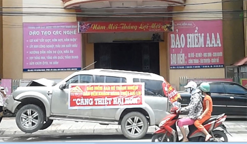 Bao hiem AAA quyt bao hiem cua khach hang?