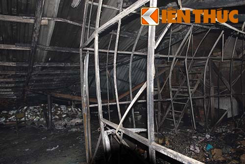 Chay lon tai kho chua con, nhieu nguoi hoang loan-Hinh-2