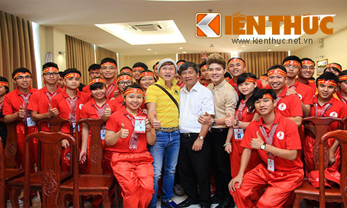 Nhieu ca si Viet lam dai su Hanh trinh do-Hinh-2