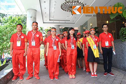 Nhieu ca si Viet lam dai su Hanh trinh do-Hinh-4