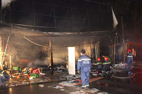 Ca day shop thoi trang boc chay, hang ty dong thanh tro-Hinh-2