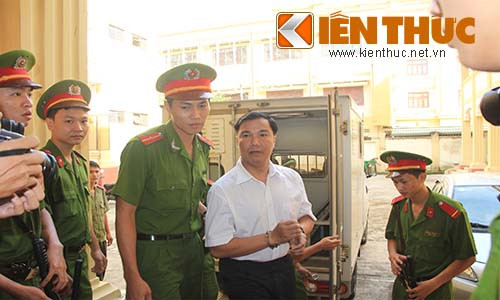 Xet xu CSGT Suoi Tre ban chet cap tren: Lai hoan!