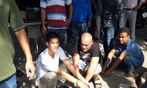 ''Dai gia'' Binh Duong bi xa hoi den doa chat tay vi... tien