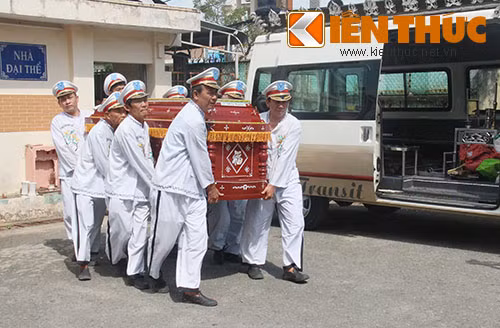 Quan long dam tang 3 nan nhan vu tai nan tham khoc-Hinh-2