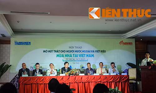 Cac chuyen gia go nut that BDS cho nguoi nuoc ngoai tai Viet Nam