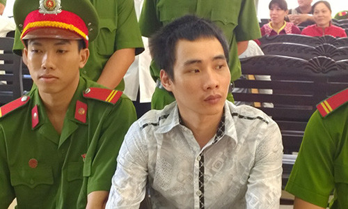 Gã trai 16 tuổi hiếp dâm xác chết ở nghĩa địa Ga trai 16 tuoi hiep dam xac chet o nghia dia