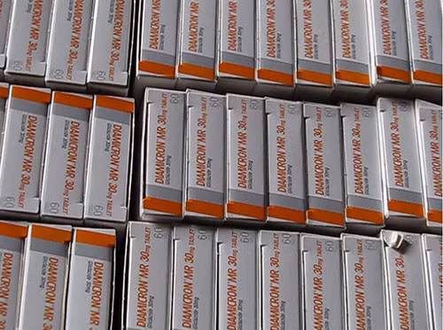 Bat lo thuoc tan duoc lau qua san bay Tan Son Nhat