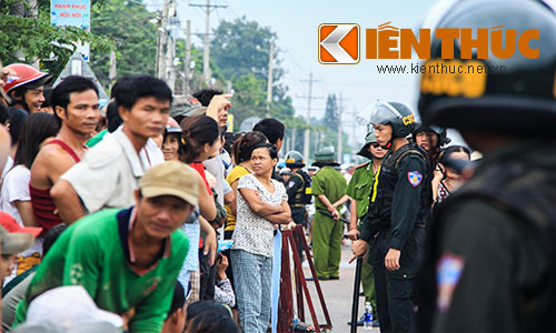 Dang thuc nghiem hien truong vu tham sat o Binh Phuoc-Hinh-3