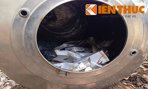 Gần 40.000 gói thuốc lá lậu giấu trong bồn nước Gan 40.000 goi thuoc la lau giau trong bon nuoc