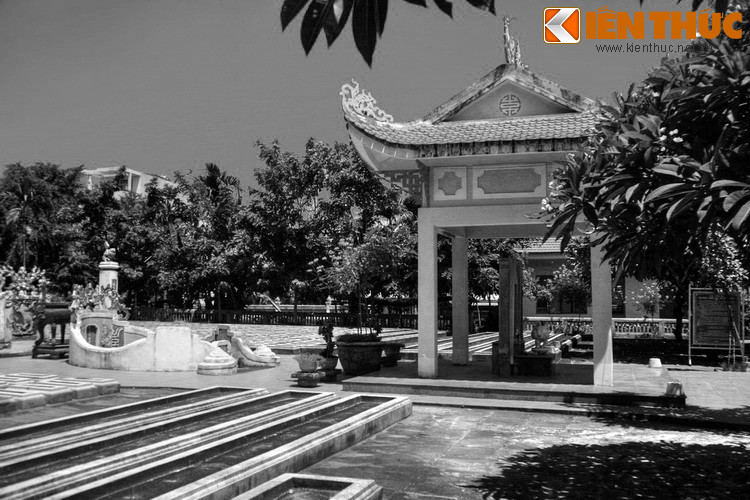 Ngược dòng thời gian, giữa thế kỷ 19, những chính sách bảo thủ của nhà Nguyễn đã khiến Việt Nam tụt hậu và lọt vào tầm ngắm của thực dân Pháp. Ngày 1/9/1858, liên quân Pháp - Tây Ban Nha gồm 16 tàu chiến trang bị đại bác tấn công vào Đà Nẵng, bắt đầu cuộc xâm lược Việt Nam.