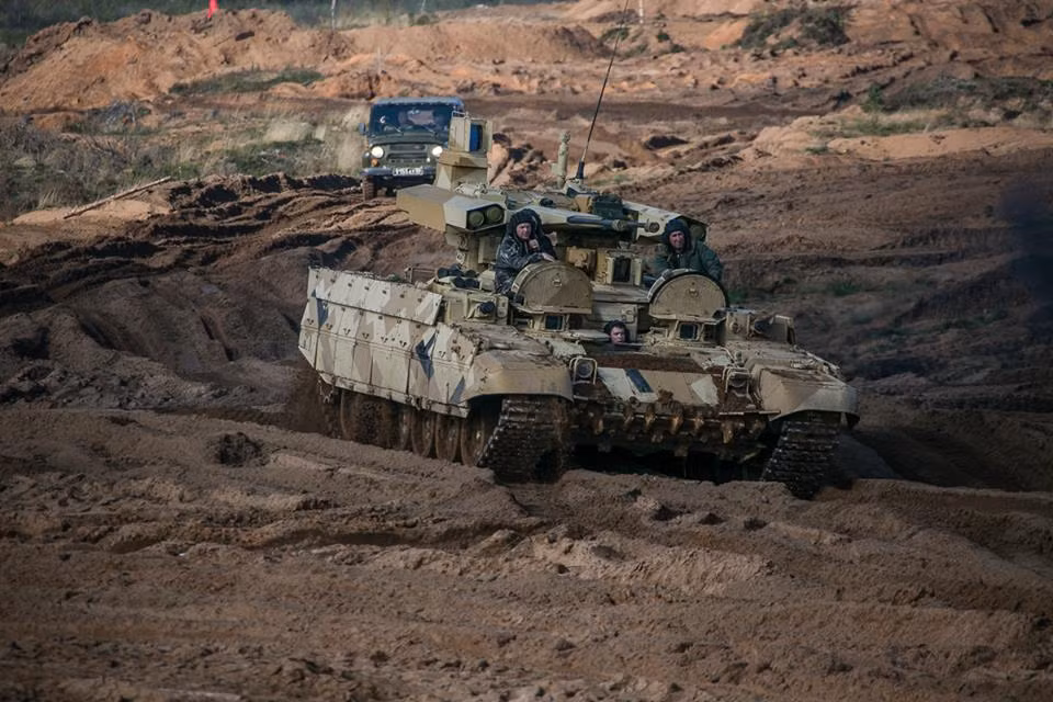 Xe chiến đấu hỗ trợ xe tăng BMPT-72 biến thể mới nhất của Quân đội Nga tham gia cuộc tập trận Zapad-2017. Nguồn ảnh: Bộ Quốc phòng Nga.