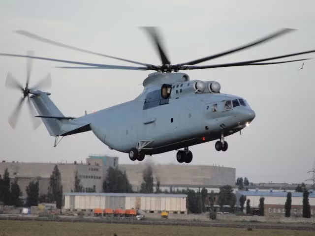 Cũng theo thông tin được Sputnik đăng tải, ngoài những máy bay Mi-26TS, phía Nga cũng đang đàm phán với Trung Quốc về việc cung cấp cho nước này những chiếc trực thăng Ansat phiên bản dành cho cấp cứu. Nguồn ảnh: Defence.