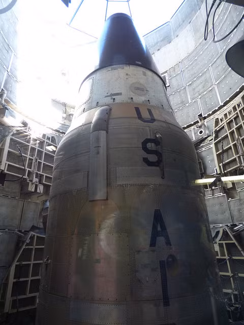  Tên lửa ICBM vẫn có thể nhận lệnh hủy sau khi nó được phóng ra khỏi giếng phóng và đạt đủ độ cao an toàn để vụ nổ không ảnh hưởng tới nước Mỹ. Nguồn ảnh: Dailykos.