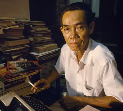 Tới ngày ngụy quyền Sài Gòn sụp đổ, mặc dù cả gia đình ông đã đi di tản nhưng Phạm Xuân Ẩn quyết không rời Sài Gòn. Ông ở lại đây tới lúc qua đời vào năm 2006, năm đó ông 79 tuổi. Nguồn ảnh: LSQSVN.