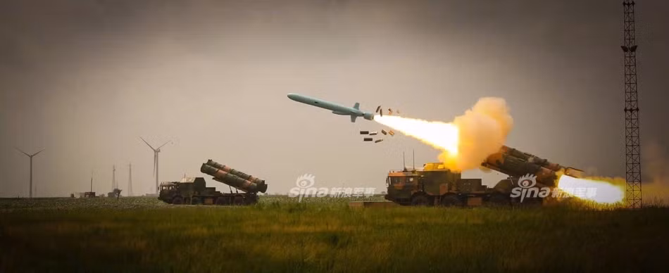 Được biết, các tên lửa hành trình chống hạm YJ-62 của Trung Quốc chỉ mới được biên chế vào năm 2005 và tới nay chỉ mới hơn 10 năm nhưng chúng đã hết niên hạn sử dụng. Bên cạnh đó cũng có thông tin Trung Quốc muốn loại biên YJ-62 nên mới làm như vậy. Nguồn ảnh: Sina.