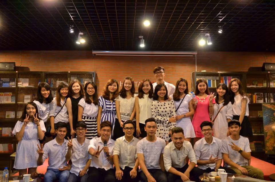 Từ một nhóm nhỏ với 11 thành viên, đến nay AMC đã trở thành CLB đình đám với hơn 40 bạn sinh viên trai xinh gái đẹp, “tài sắc vẹn toàn” thuộc nhiều trường Đại học trên địa bàn Hà Nội.