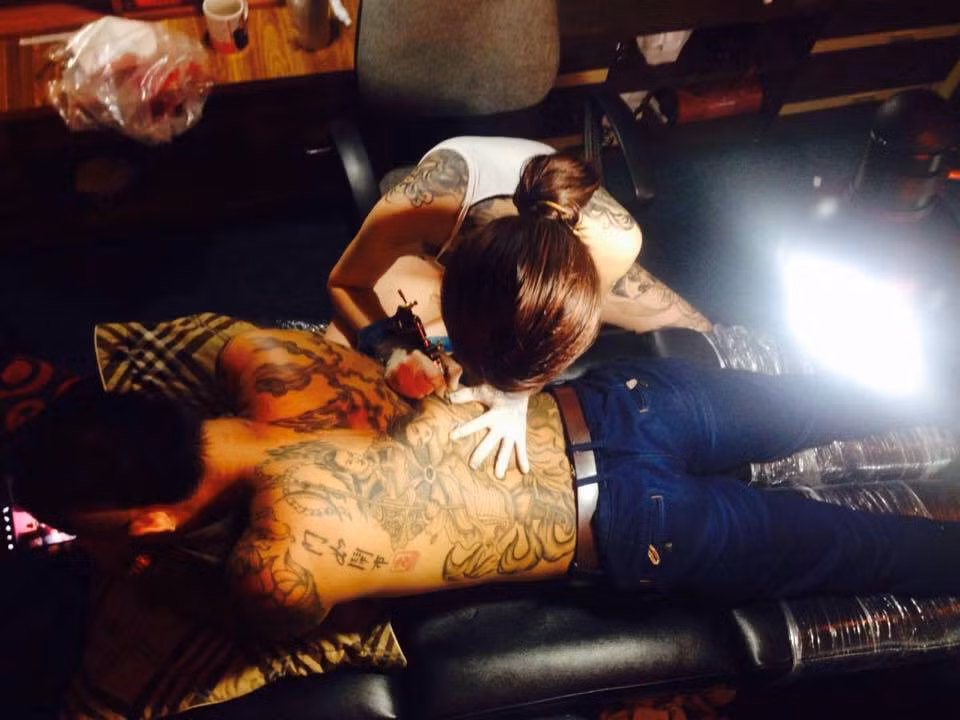 Vẫn đang tiếp tục hỏi hỏi để nâng cao tay nghề, mong muốn của Thủy Ngân là trở thành một thợ xăm chuyên nghiệp, giàu kinh nghiệm và tay nghề ở đăng cấp cao. Sắp tới người đẹp xăm trổ Phú Thọ cũng dự định sẻ mở một tiệm xăm riêng cho mình.