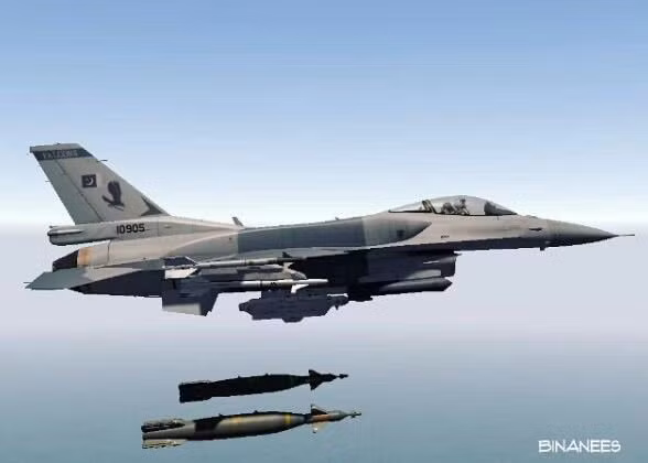 Một điều nữa cần quan tâm đó là các tiêm kích F-16 có thể sẽ được cung cấp nhanh chóng nếu khách hàng chấp nhận mua lại hàng cũ tân trang lấy ra từ căn cứ không quân Davis-Monthan.