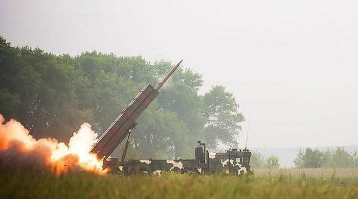 Cần lưu ý rằng vào thời điểm hiện tại, Belarus vẫn không đưa ra câu trả lời chính thức cho câu hỏi nước này ủng hộ bên nào trong cuộc xung đột, nhưng hành động của họ có thể cho thấy nhiều điều.