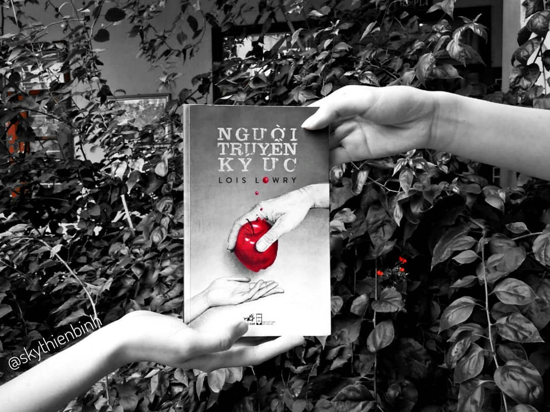 “Nguoi truyen ky uc