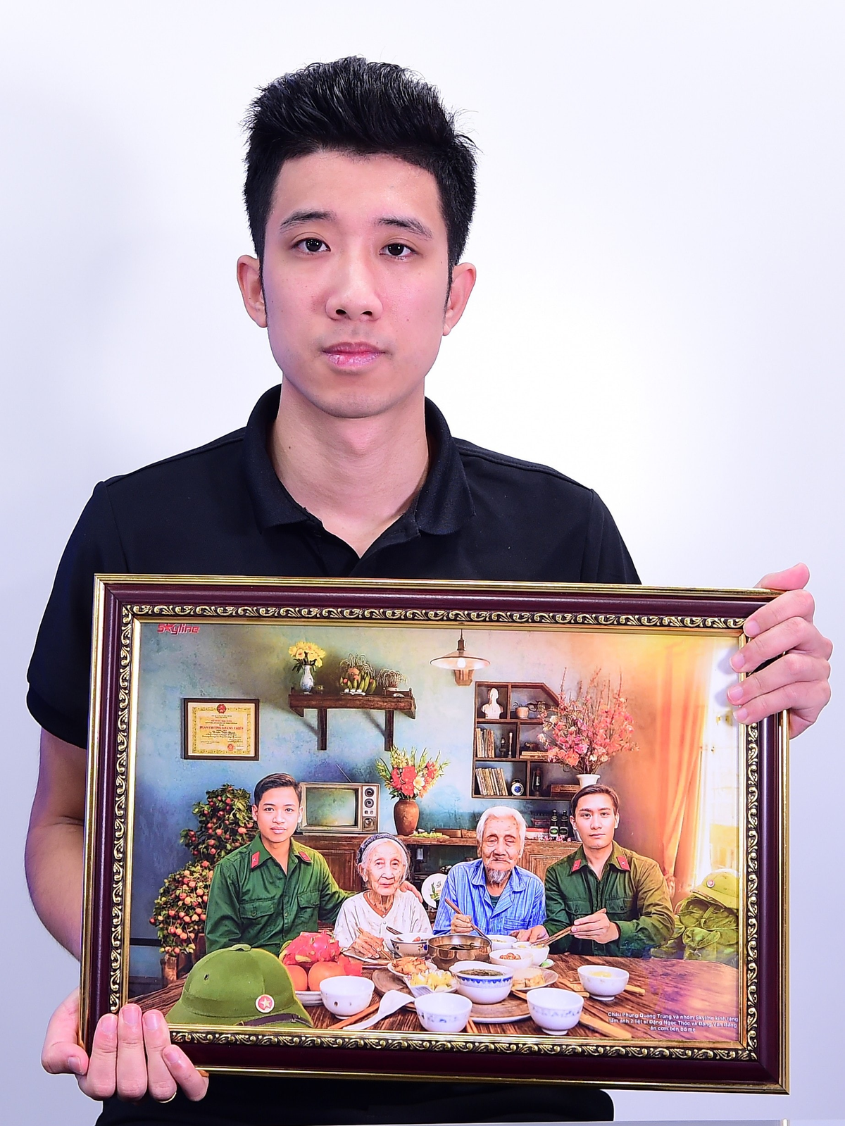 Guong mat tre Phung Quang Trung: Phuc dung ngan anh liet si tu trai tim-Hinh-3