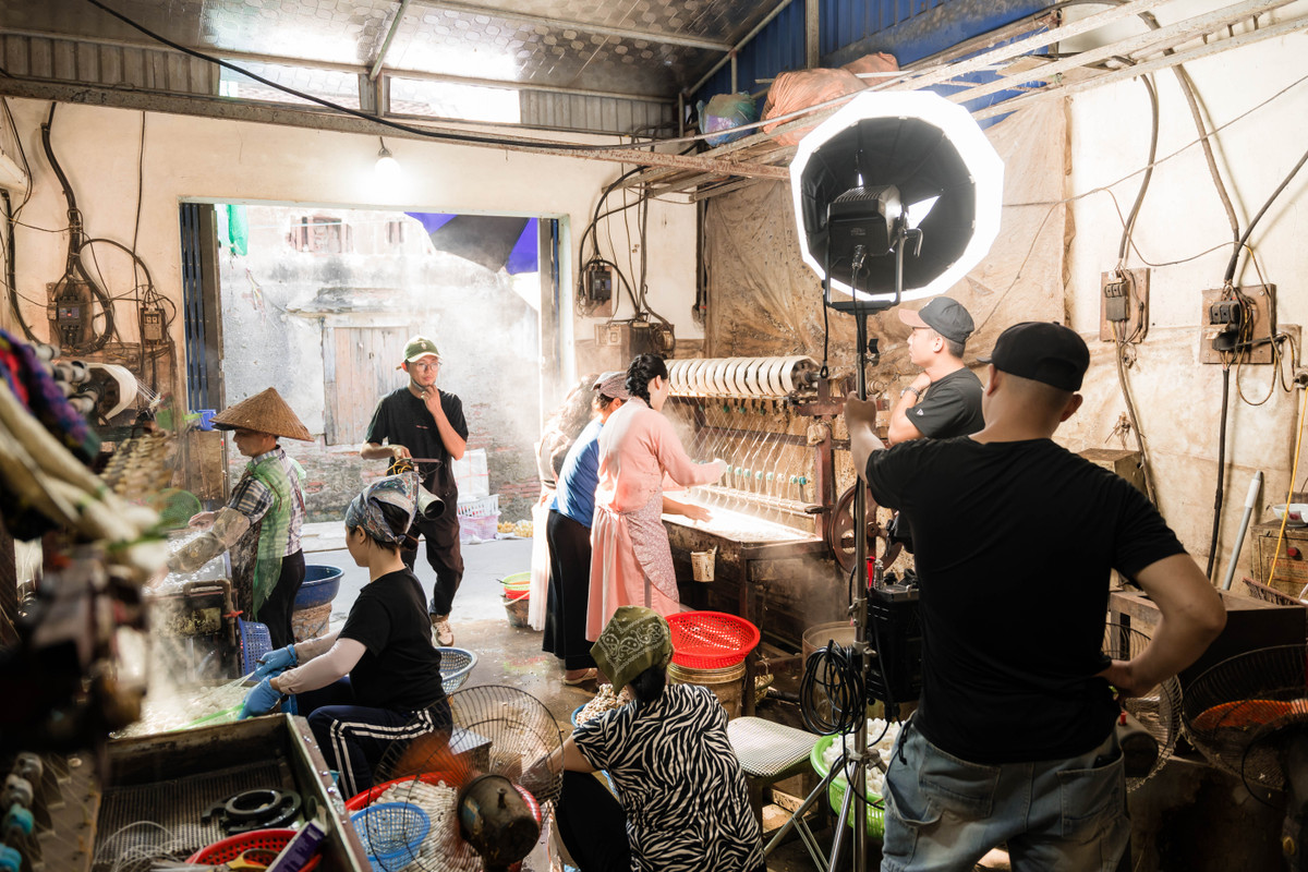 9X Pham Thi Hanh Chi: Sang lap “bao tang song” luu giu truyen thong-Hinh-3