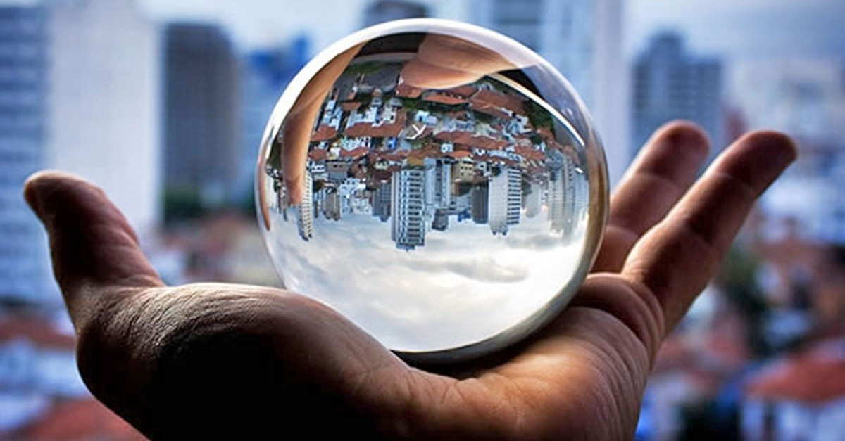 Cách đây 100 năm, một số tiên đoán tương lai của nhân loại được người xưa đưa ra. Trong số này, một số dự đoán đã trở thành sự thật khiến nhiều người bất ngờ.