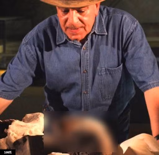 Sau một thời gian nghiên cứu, các chuyên gia xác định được tên của nàng công chúa này là Meret Amun.