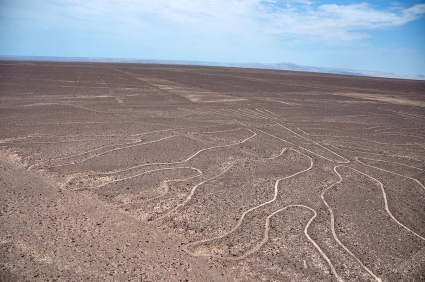 Thế nhưng, các nhà khoa học chưa tìm được bằng chứng chắc chắn để chứng minh người ngoài hành tinh có thật và từng tiếp xúc với nền văn minh Nazca.