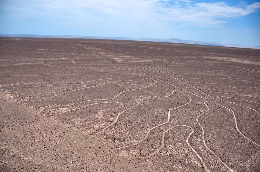 Thế nhưng, các nhà khoa học chưa tìm được bằng chứng chắc chắn để chứng minh người ngoài hành tinh có thật và từng tiếp xúc với nền văn minh Nazca.