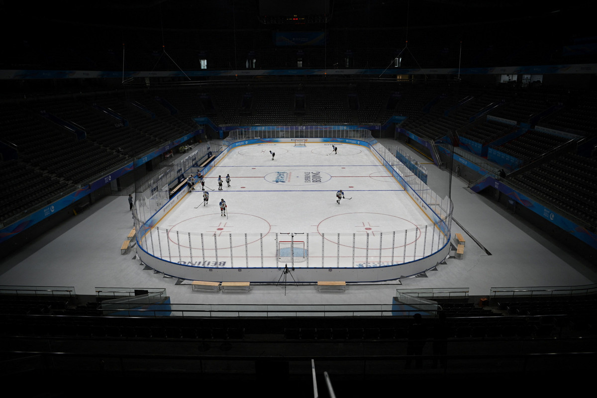 Theo thiết kế, robot phát tán một lớp sương mù phun chất khử trùng qua quạt ở phía trên. Nó có thể khử trùng một khu vực rộng 36 m2 trong 1 phút.