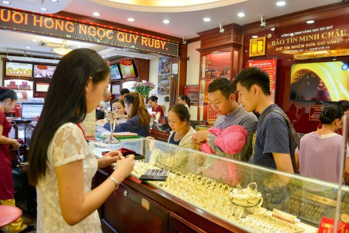 Gia vang hom nay 6/11: Tang vot, vang tien gan 59 trieu