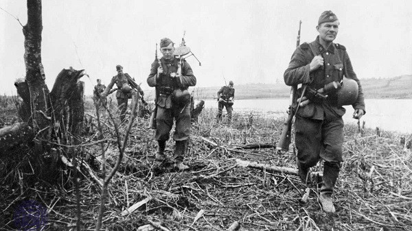 Sau khi thủ đô Berlin bị Liên Xô và quân Đồng minh tấn công, tình hình ở Courland Pocket có sự chuyển biến.