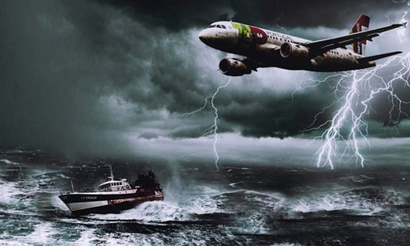 Một trong những vụ việc được nhiều người biết đến xảy ra vào ngày 5/12/1945. Khi ấy, Phi đội 19 gồm 5 máy bay ném bom ngư lôi Avenger của Hải quân Mỹ cất cánh từ sân bay Lauderdale, bang Florida để thực hiện bài tập chống tàu ngầm kéo dài trong 3 tiếng đồng hồ.